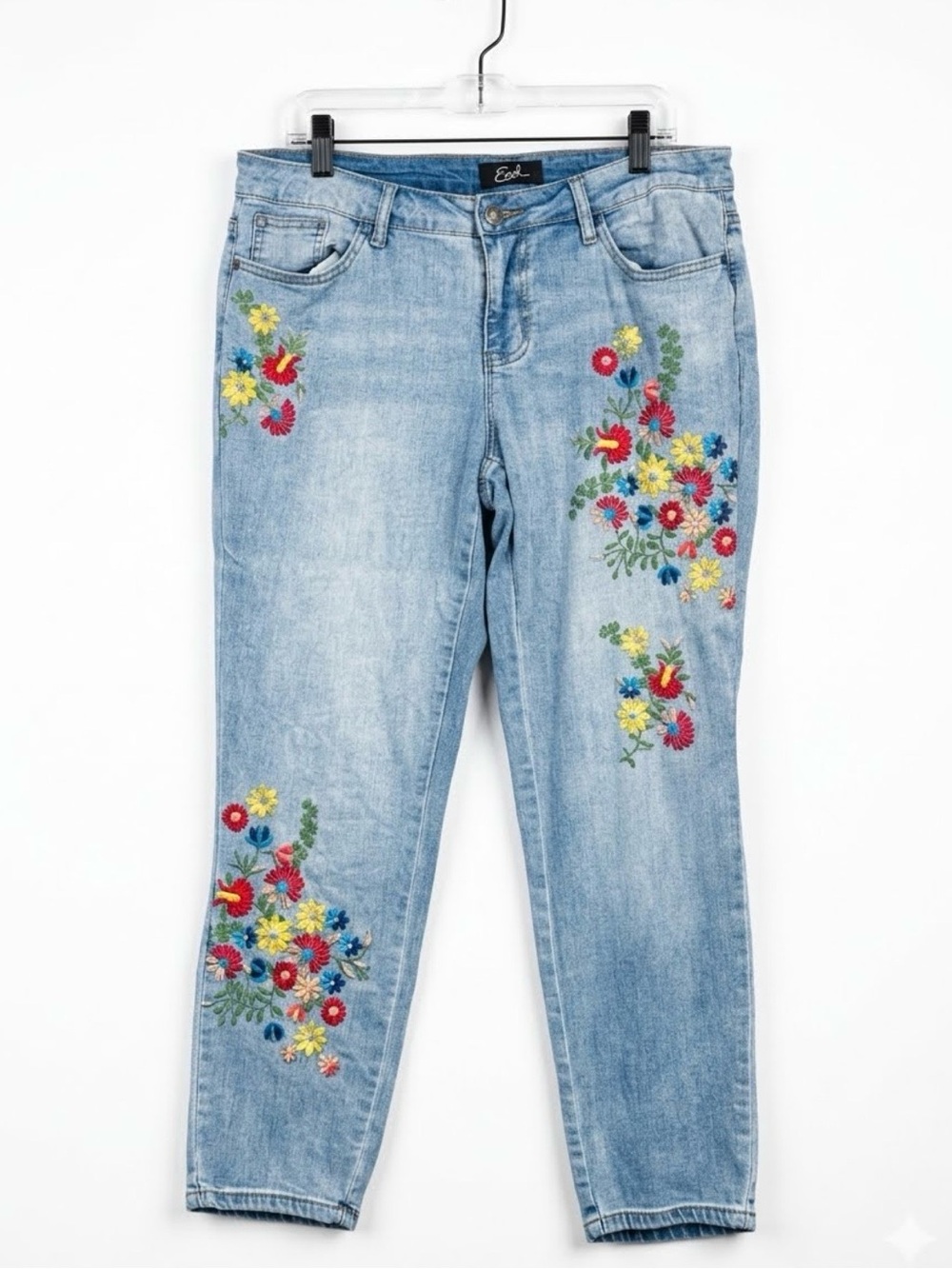 Earl Jeans Floral Embroidered Skinny Ankle Jeans
Size 12